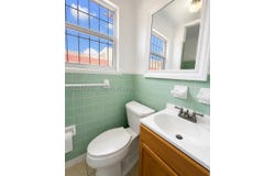 155 W 26th St, Hialeah, FL 33010