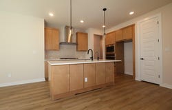 225 Grayson Elm Pass, Dripping Springs, TX 78620