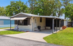 6 Leisure dr, Auburndale, FL 33823