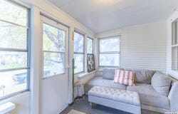 2528 N 49th Street, Omaha, NE 68104