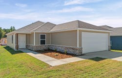 8001 Chesapeake Trail, Bauxite, AR 72011