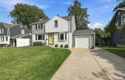 49 Bissell Drive, Buffalo, NY 14226