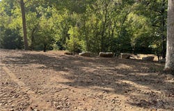 001 River Road, Walton, WV 25286