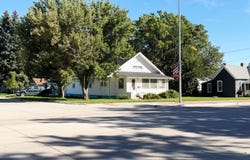 222 W 4th St, Ainsworth, NE 69210