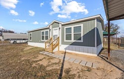 124 Porter Circle, Savoy, TX 75479