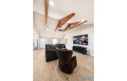 520 Cloverleaf Circle, Killen, AL 35645