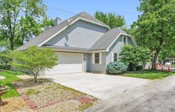 7 Prahls Drive, Neoga, IL 62447