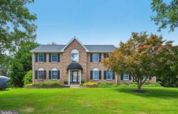 10 STEFFIE Drive, BEAR, DE 19701