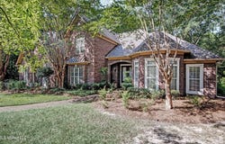 664 Spring Lake Drive, Pearl, MS 39208