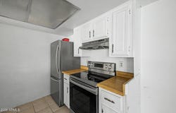 461 W HOLMES Avenue, Mesa, AZ 85210