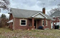 5140 Willnet Dr, Cincinnati, OH 45238