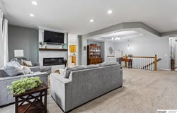 2919 N 170 Street, Omaha, NE 68116