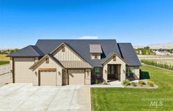 1470 Jackson Ave, Emmett, ID 83617