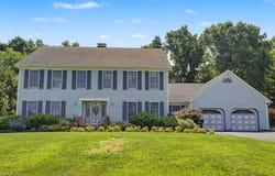 38 Dyer Rd, Wantage Twp., NJ 07461-2720