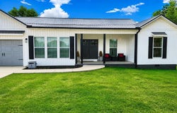 520 Cloverleaf Circle, Killen, AL 35645