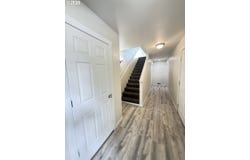 15423 NE ALTON St, Portland, OR 97230