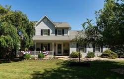 39 CRANBERRY DR, Stuarts Draft, VA 24477