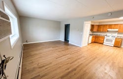 124 E Bailey Road, Naperville, IL 60565