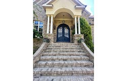 211 MARY JENE Cv, Selmer, TN 38375-3002