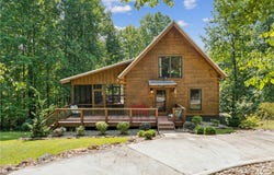 831 Lenore B Lane, Mountain Rest, SC 29664