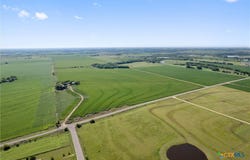 1701 County Road 424, Taylor, TX 76574