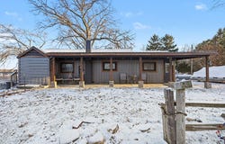 31908 Decker Road, Colon, MI 49040