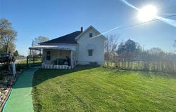 638 E Ford Avenue, Witt, IL 62094