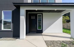 1056 N Grant Pl, Kennewick, WA 99336