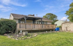 514 Harrison Ave, Manville Boro, NJ 08835-1922