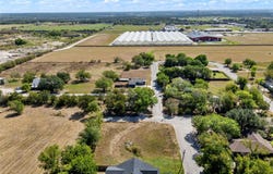 915 Torres St, Lockhart, TX 78644