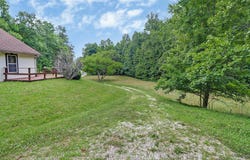 395 Ashley Ln., Oneida, TN 38556