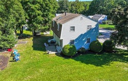 14 Sutton Street, Smithfield, RI 02828
