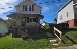 807 Wood St, Centerville, PA 15358