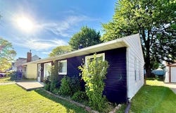 53 E Brickley Avenue, Hazel Park, MI 48030