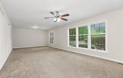 305 NW OBrien Road, Lee's Summit, MO 64063