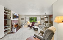 102 S Walnut Street, Sumner, IA 50674