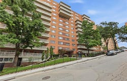 310 W 49 Street, Kansas City, MO 64112