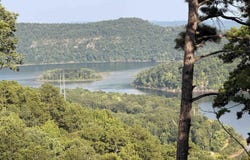 550 Leech Dr., Shirley, AR 72153