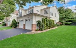 99 Constantine Way, Mount Sinai, NY 11766