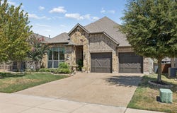 586 Bordeaux Drive, Rockwall, TX 75087