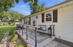 1524 Hickory Point Road, Metamora, IL 61548