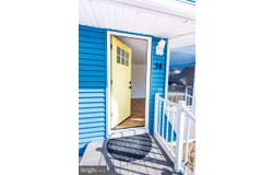 34 FRANK Drive, MANAHAWKIN, NJ 08050