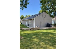 1129 Parker Avenue, Osawatomie, KS 66064