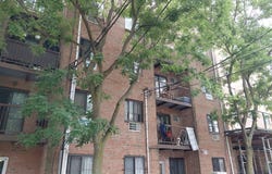724 E 221st Street, Bronx, NY 10467