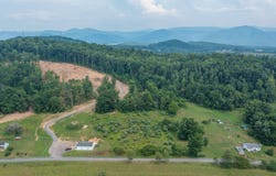 Ridge Rd, Fairfield, VA 24435