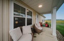 212 Cumberland Meadows Circle, Hebron, OH 43025