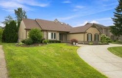 1553 Devonshire Drive, Troy, MI 48098