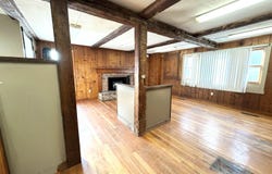 2072 N Main Street, Londonderry, VT 05148