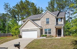 1128 Oak Hollow Lane, Hampton, GA 30228