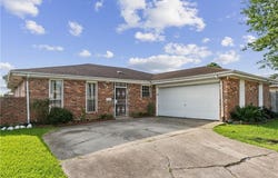 785 TERRY Parkway, Terrytown, LA 70056